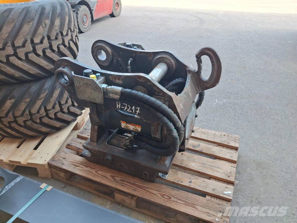 Oilquick Schnellwechsler mit Powertilt OQ65 mit PT10 #A-7217 Schnellwechsler