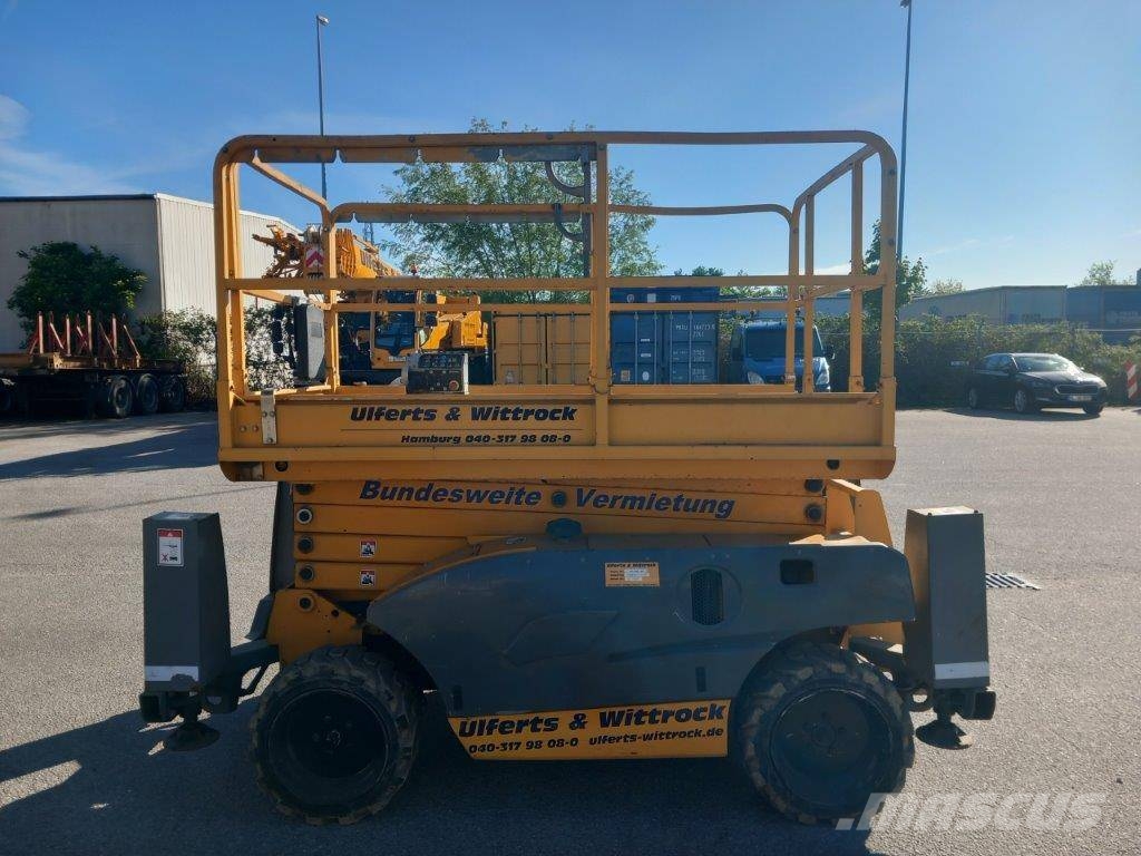 Haulotte Compact 12 DX Škarjaste dvižne ploščadi