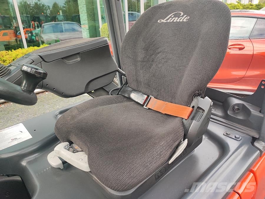 Linde E16C-02 Elektriniai šakiniai krautuvai
