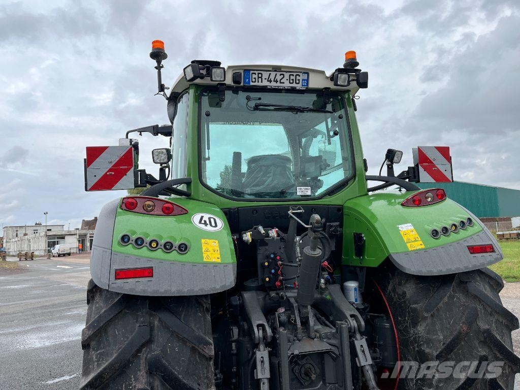 Fendt 724 VARIO POWER PLUS Tractoren