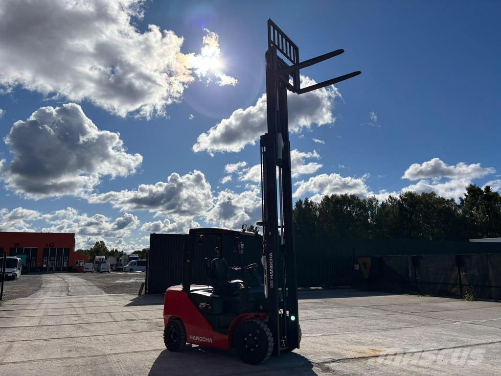 Hangcha CPCD 25 Triplex free lift mast / forks 1220 mm / s شاحنات الديزل
