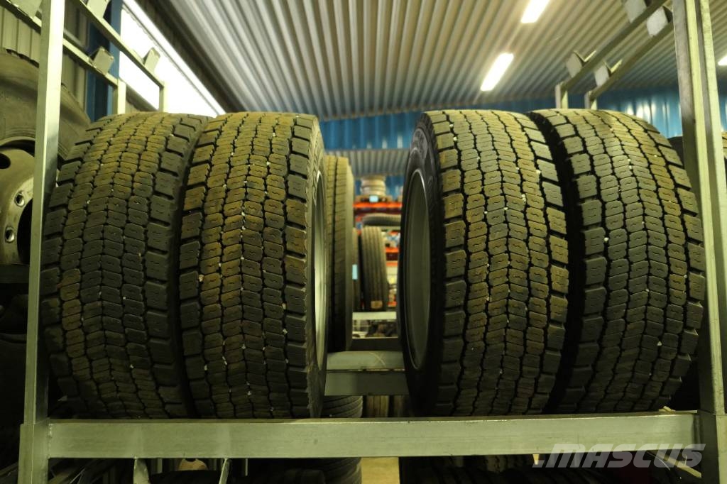 Continental 295/60R22,5 Гуми