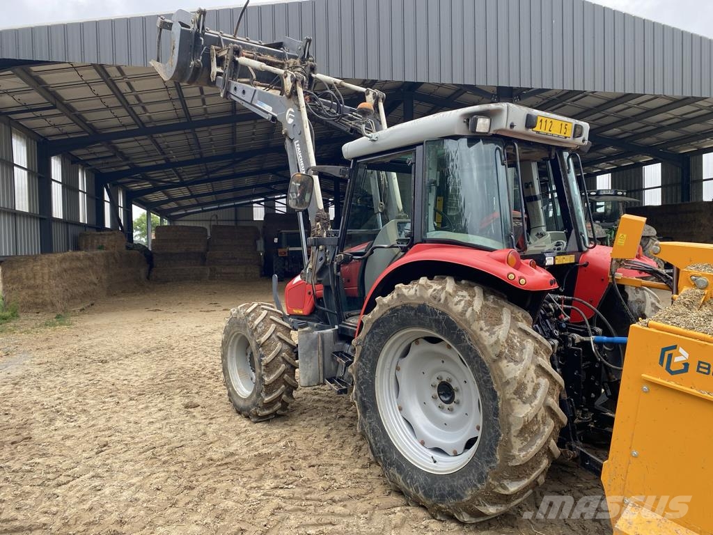 Massey Ferguson 5445 Traktorid