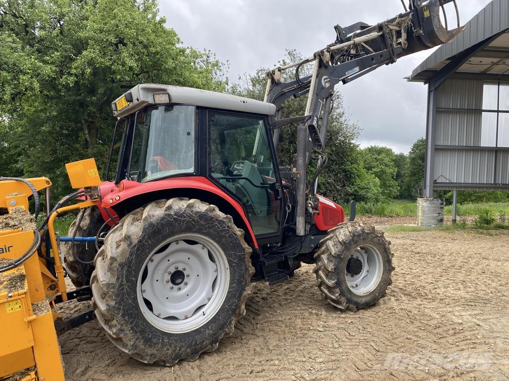 Massey Ferguson 5445 Traktorid