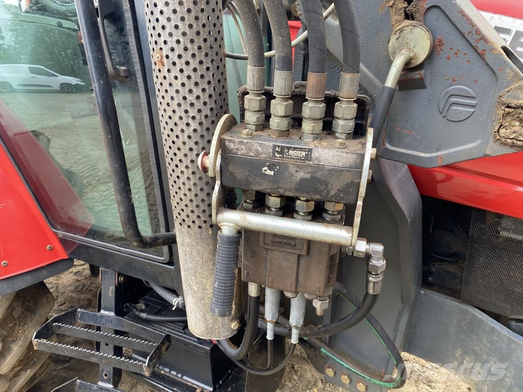 Massey Ferguson 5445 Traktorid