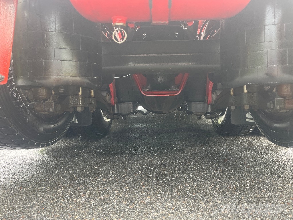 Scania R 650 Vetopöytäautot