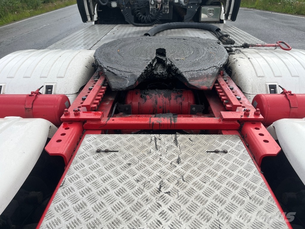Scania R 650 Vetopöytäautot
