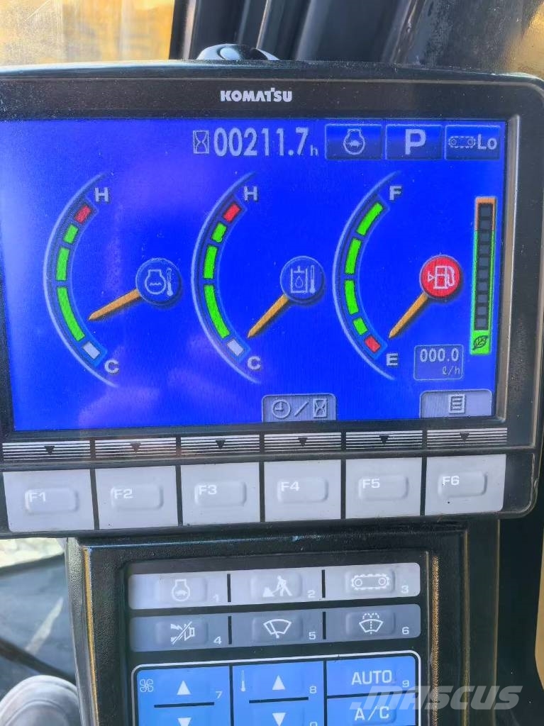 Komatsu pc360-8mo Paletli ekskavatörler