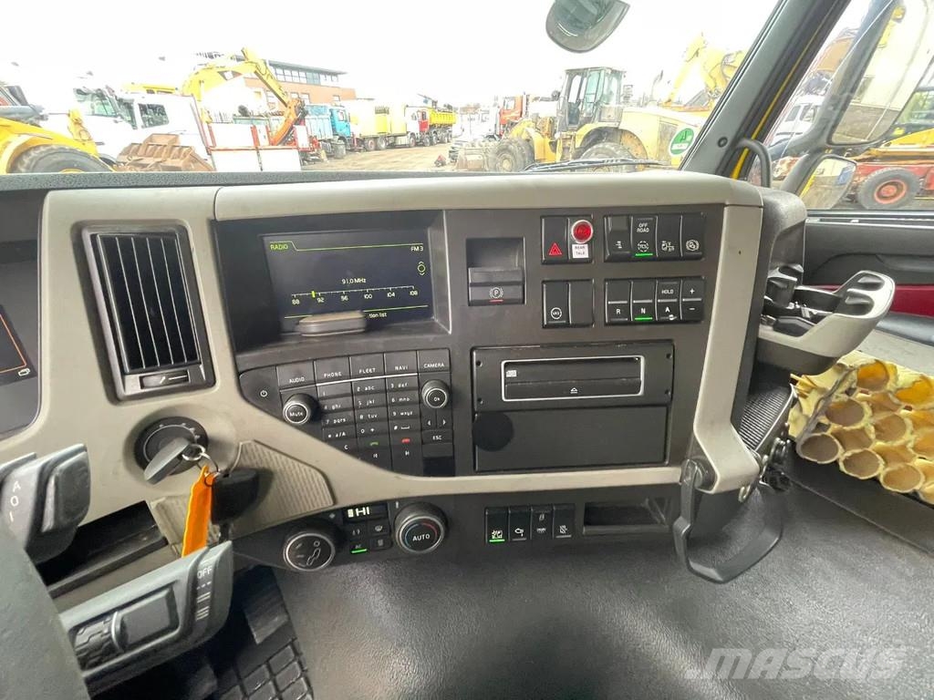 Volvo FM 420 Chassis Cabine Retarder Airconditioning Eur Camiones con chasís y cabina