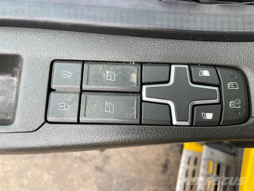 Volvo FM 420 Chassis Cabine Retarder Airconditioning Eur Camiones con chasís y cabina