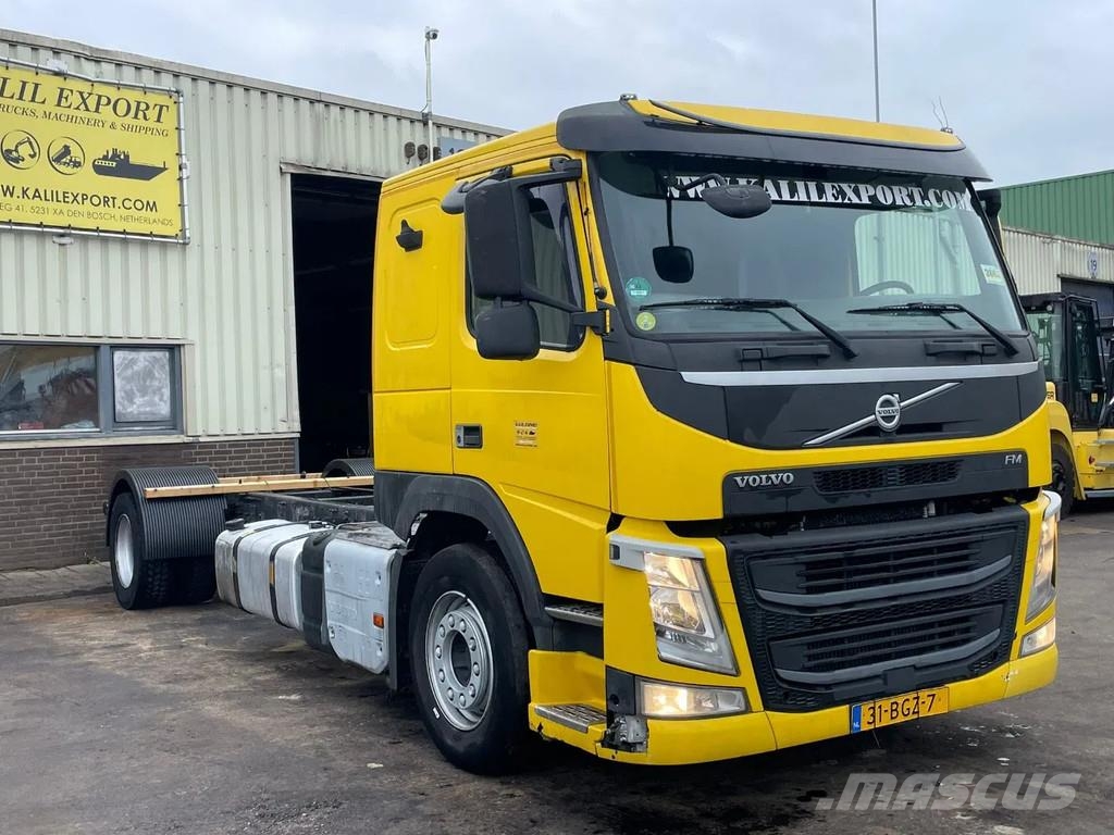 Volvo FM 420 Chassis Cabine Retarder Airconditioning Eur Camiones con chasís y cabina