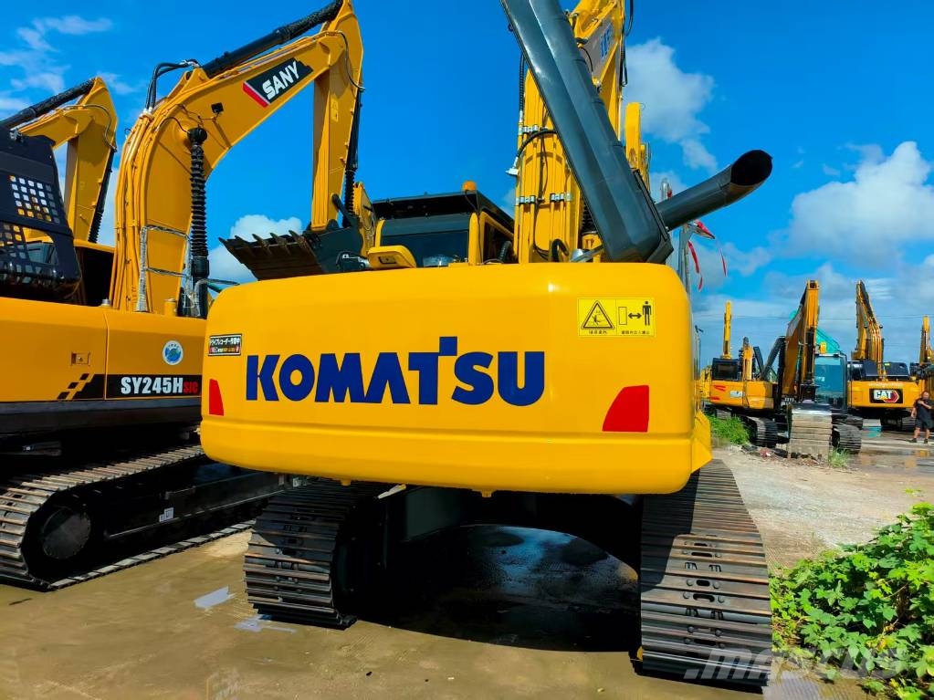 Komatsu PC 220 履带挖掘机