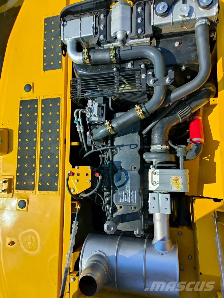 Komatsu PC 220 履带挖掘机