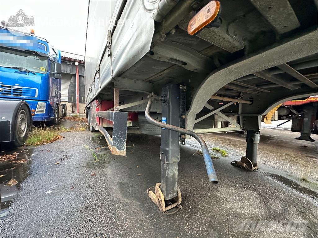 Schmitz S01 Curtainsider semi-trailers
