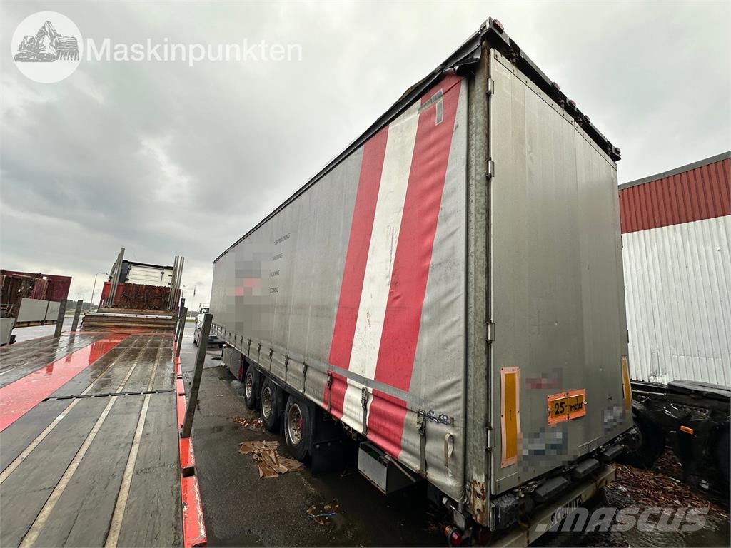 Schmitz S01 Curtainsider semi-trailers