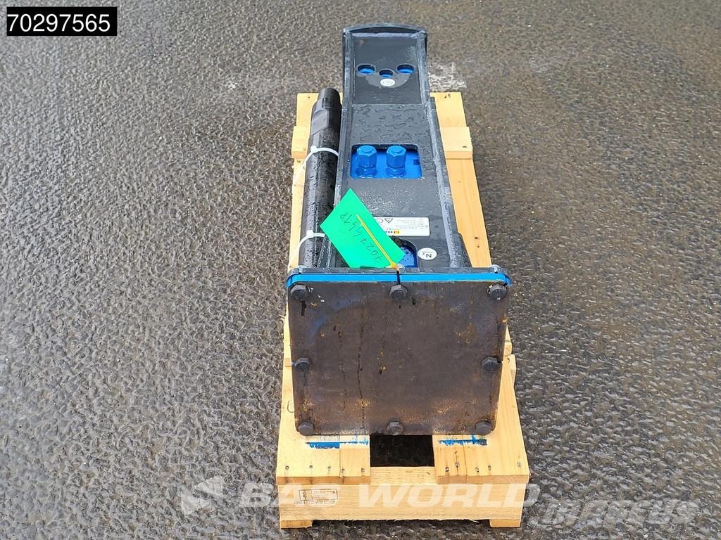 Mustang HM300 NEW UNUSED - SUITS TO 4,5-9,5T Hammers / Breakers