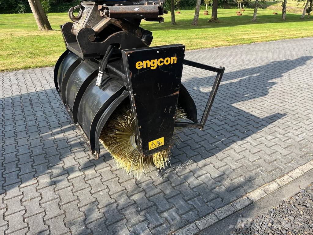 Engcon bezem SR1800 CW30 SR1800 CW30 Bouw - Overige
