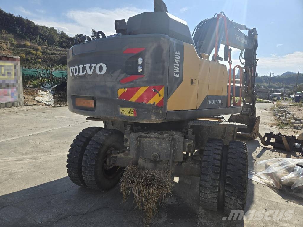 Volvo EW140E 旋轉式挖土機/掘鑿機/挖掘機