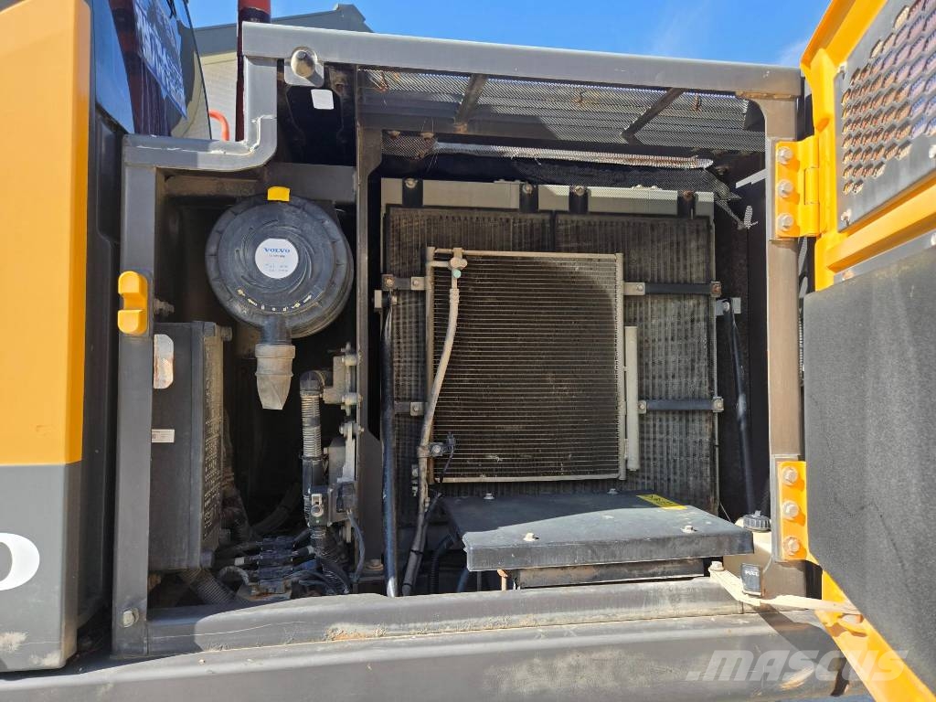 Volvo EW140E 旋轉式挖土機/掘鑿機/挖掘機