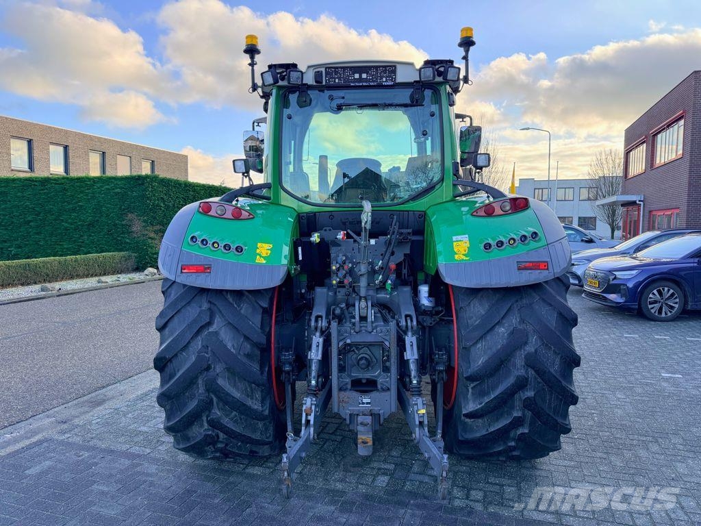 Fendt 720 S4 Vario Profi Plus Tracteur