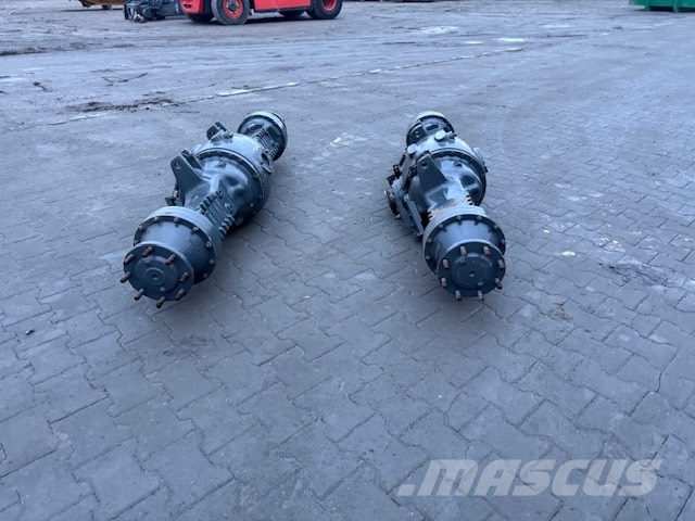 Fermec 860 USED REAR AXLES Backhoe loaders