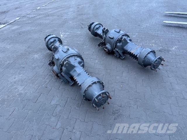 Fermec 860 USED REAR AXLES Backhoe loaders