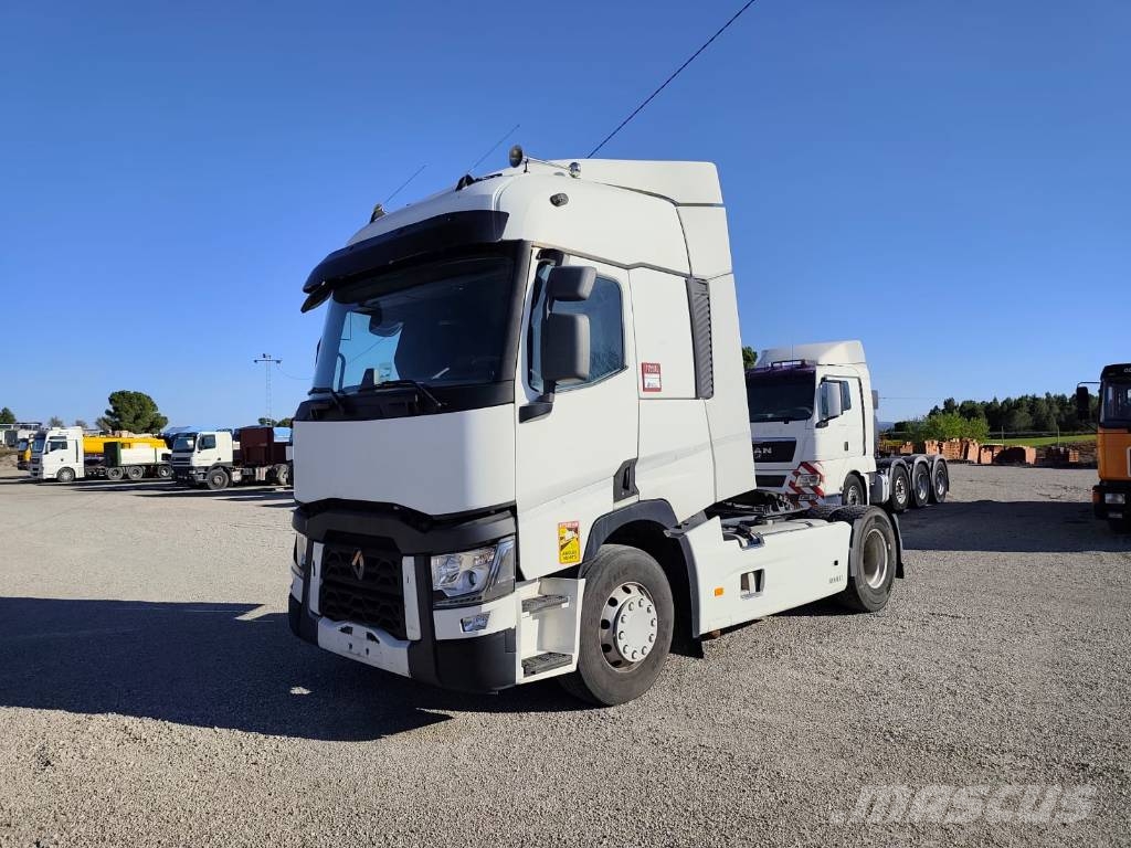 Renault T وحدات الجر