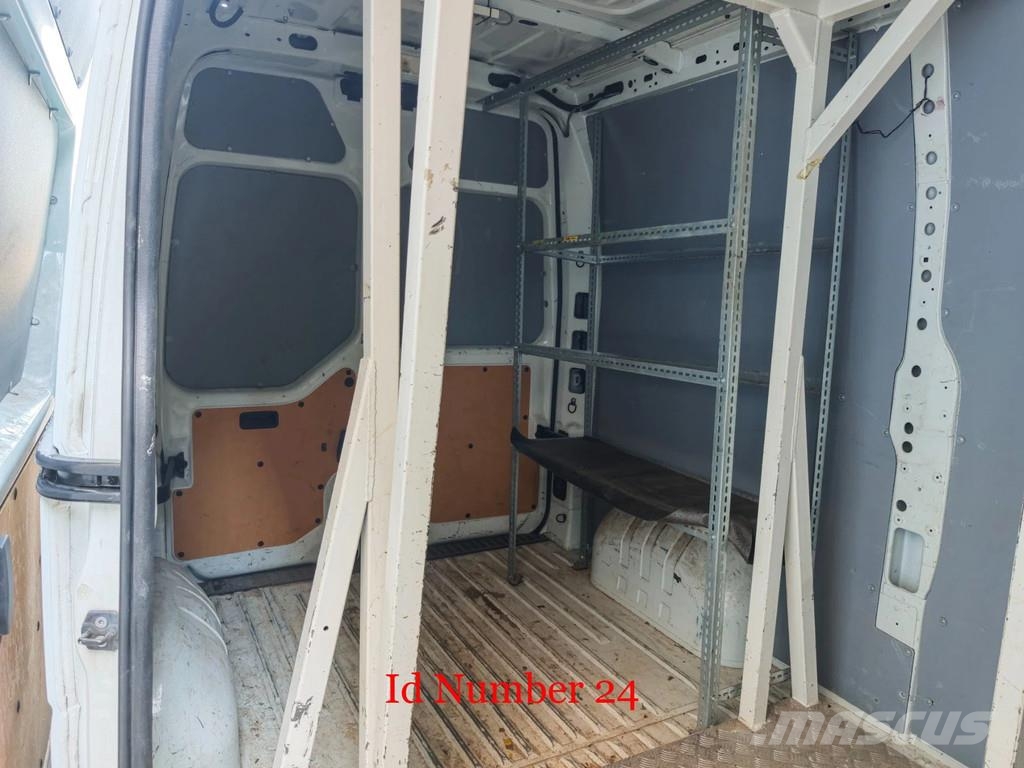 Renault Master DCI 125 France Elevateur 152 TPFI Auto korvtõstukid