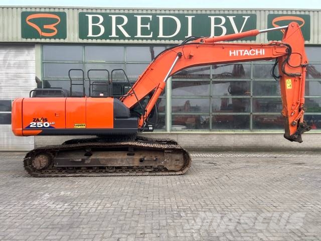 Hitachi ZX 250 LC N-6 حفارات زحافة