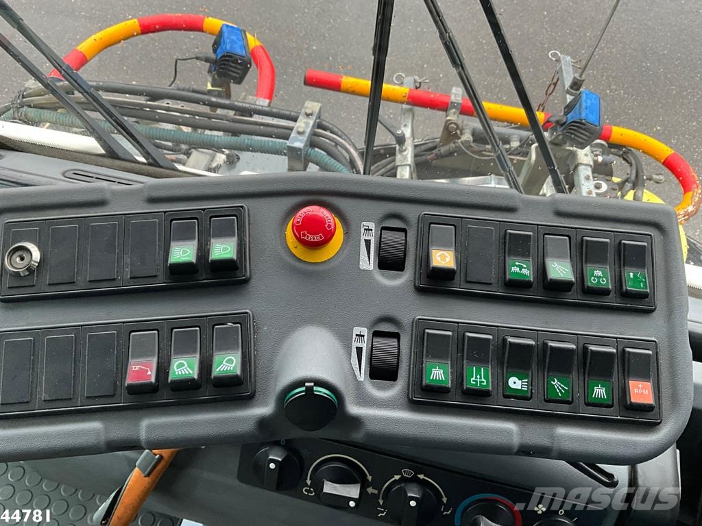 Ravo 540 CD Euro 6 with 3-rd brush Sweeper trucks