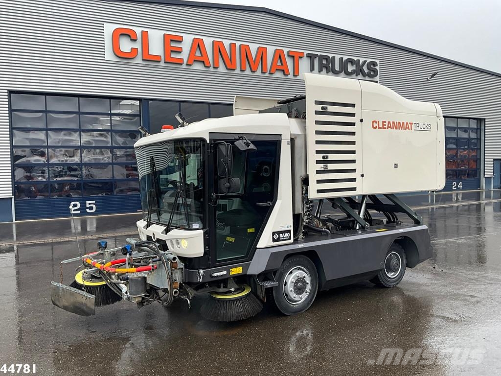 Ravo 540 CD Euro 6 with 3-rd brush Sweeper trucks