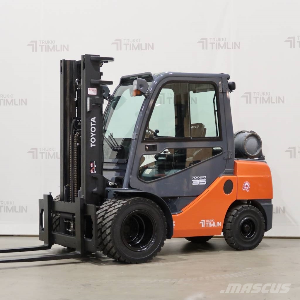 Toyota 02-8FGJF35 Nestekaasutrukit