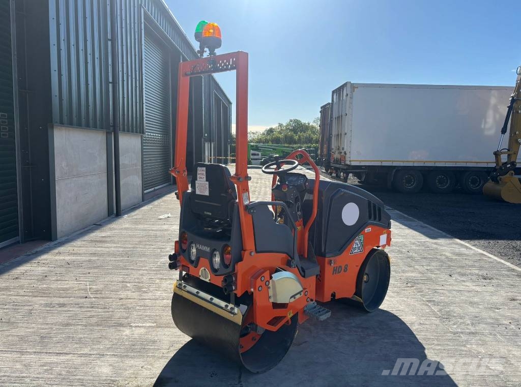 Hamm HD 8 VV مداحل ثنائية الاسطوانة