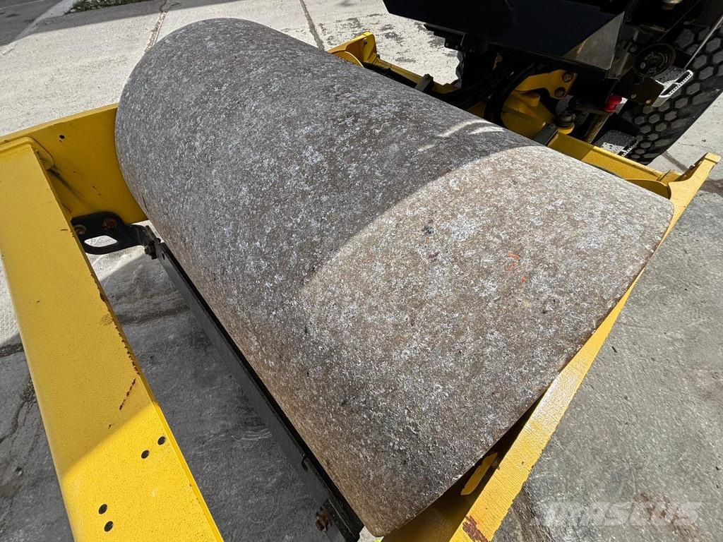 Bomag BW 145 DH 3 Walce jednobębnowe