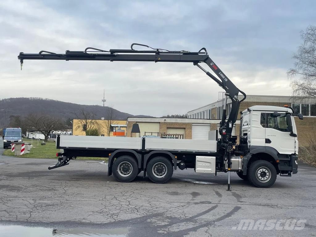 MAN TGS 33.440 MAN TGS 33.440 6x4 Kran HIAB 138-3 All-Terrain-Krane