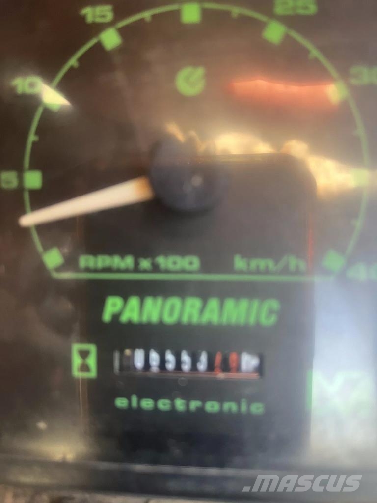 Merlo ROTO 30.13 EV Teleskoplader