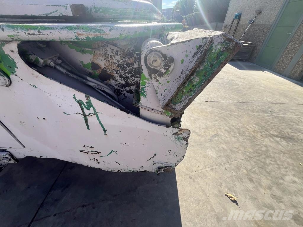 Merlo ROTO 30.13 EV Teleskoplader