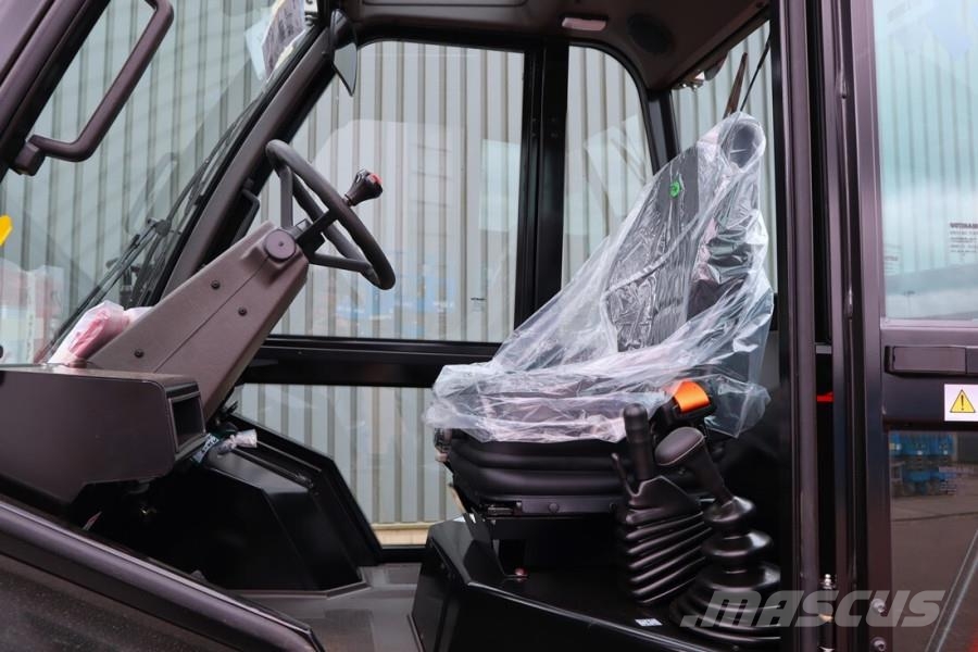 Manitou M30-4 Valid inspection, *Guarantee! Diesel, 4x4 Dr ラフターテレントラック