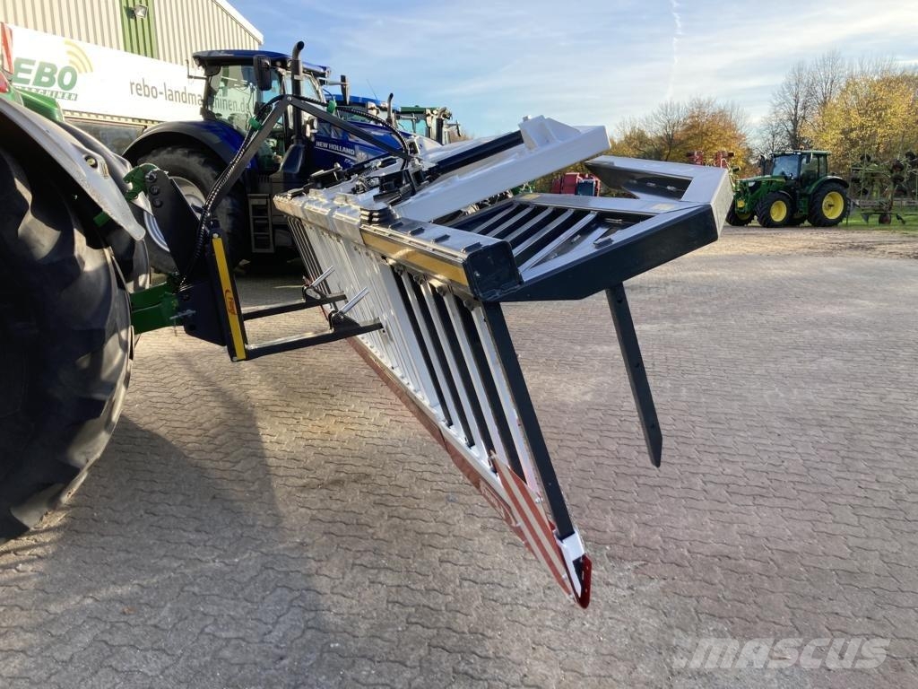 Fliegl SILIERGABEL ماكينات زراعية - غير ذلك