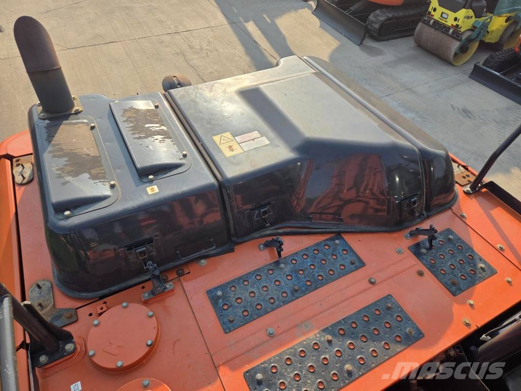 Hitachi ZX 210 LC-6, 2020, 5.500h, Quick coupler+new bucke Roomikekskavaatorid