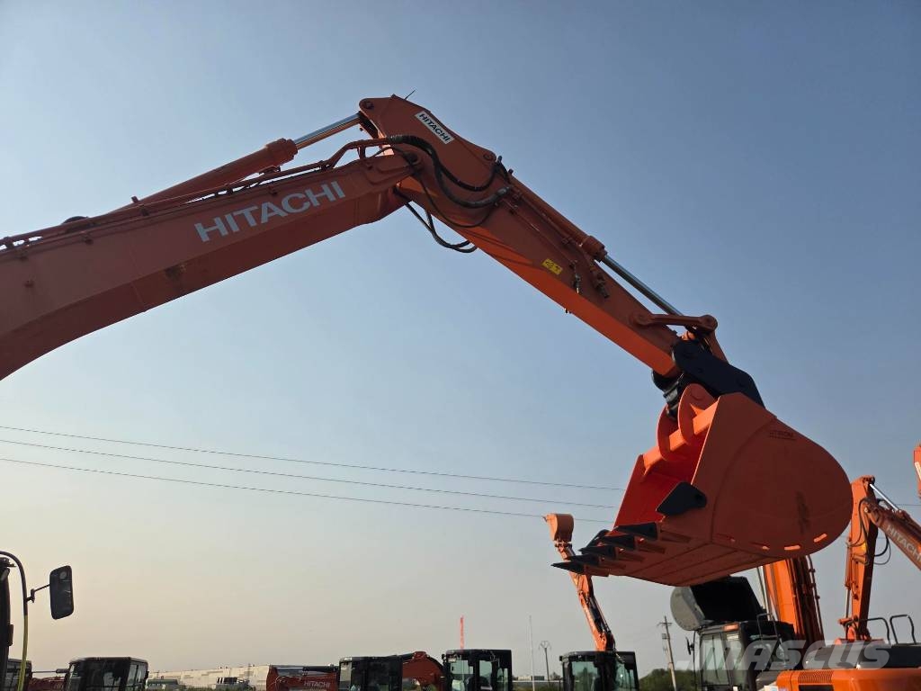 Hitachi ZX 210 LC-6, 2020, 5.500h, Quick coupler+new bucke Roomikekskavaatorid