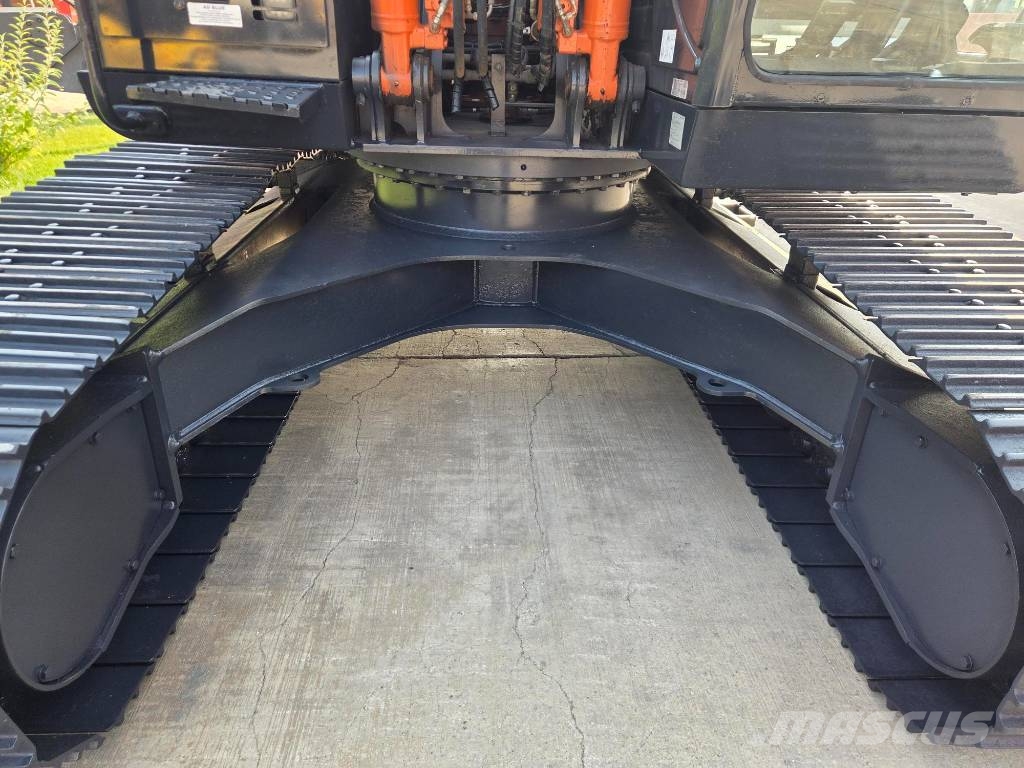 Hitachi ZX 210 LC-6, 2020, 5.500h, Quick coupler+new bucke Roomikekskavaatorid