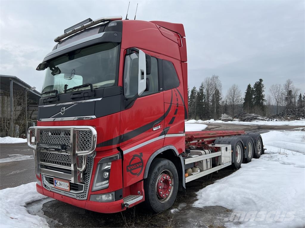 Volvo FH16 8x4 自卸式货车