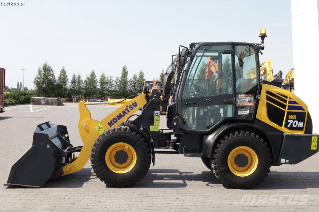 Komatsu WA 70 M-8 لوادر بعجل