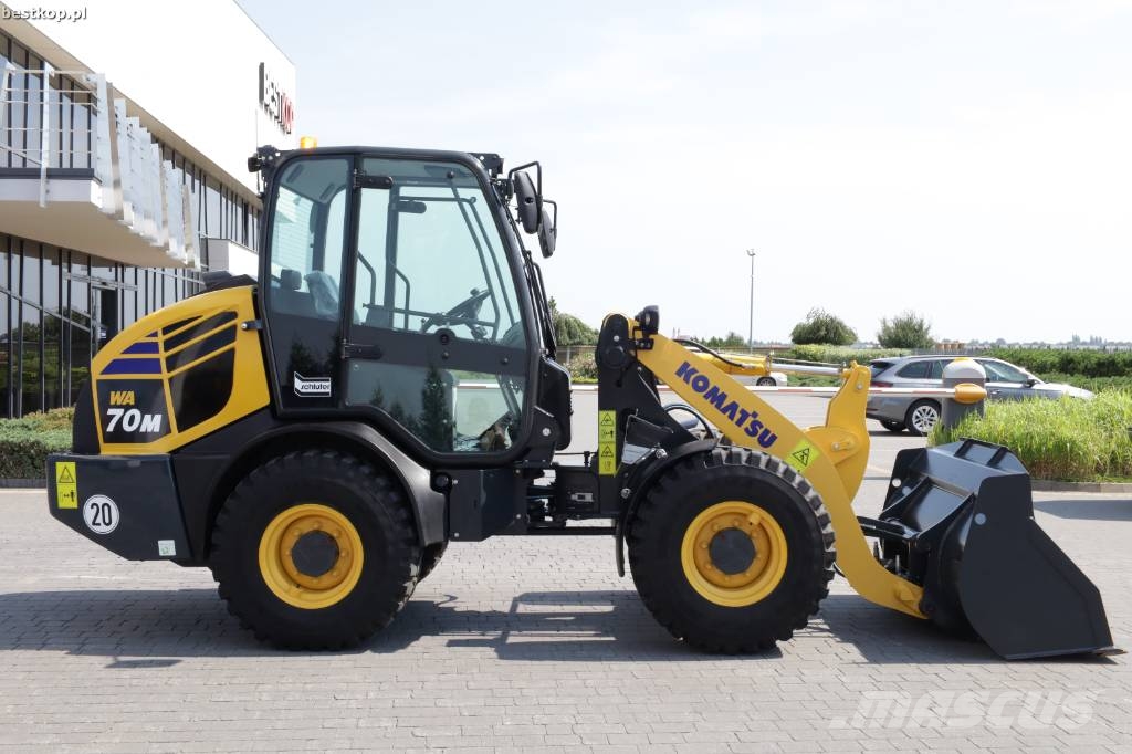 Komatsu WA 70 M-8 لوادر بعجل