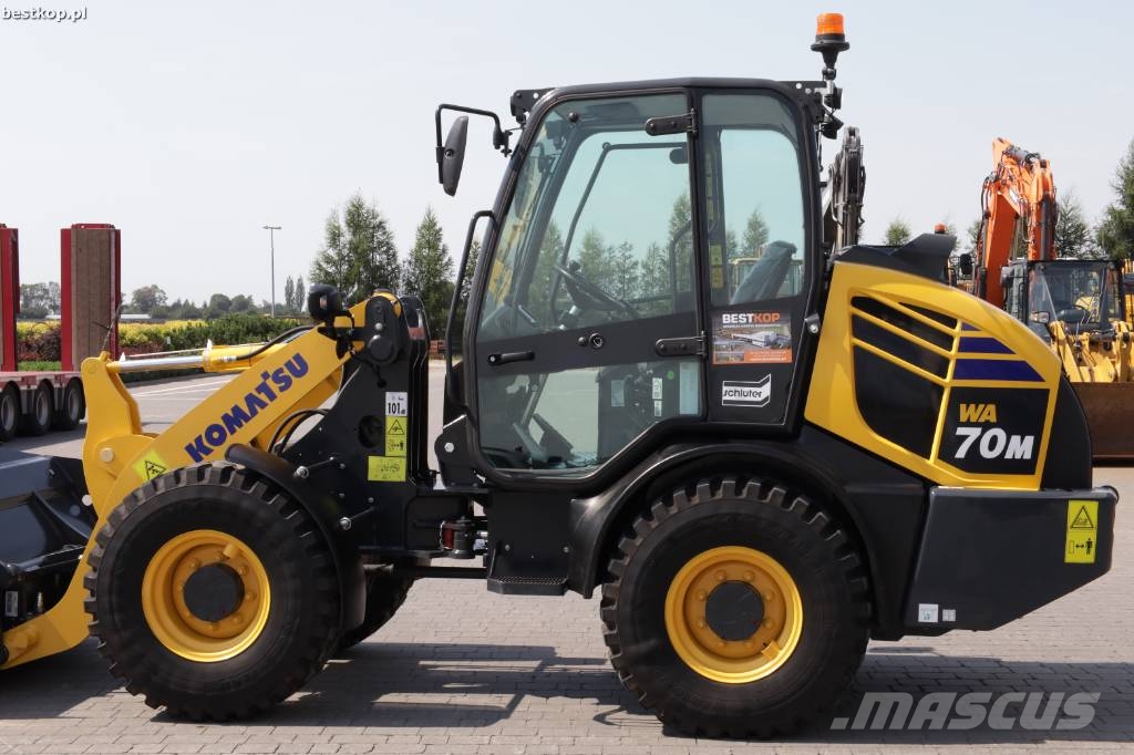 Komatsu WA 70 M-8 لوادر بعجل