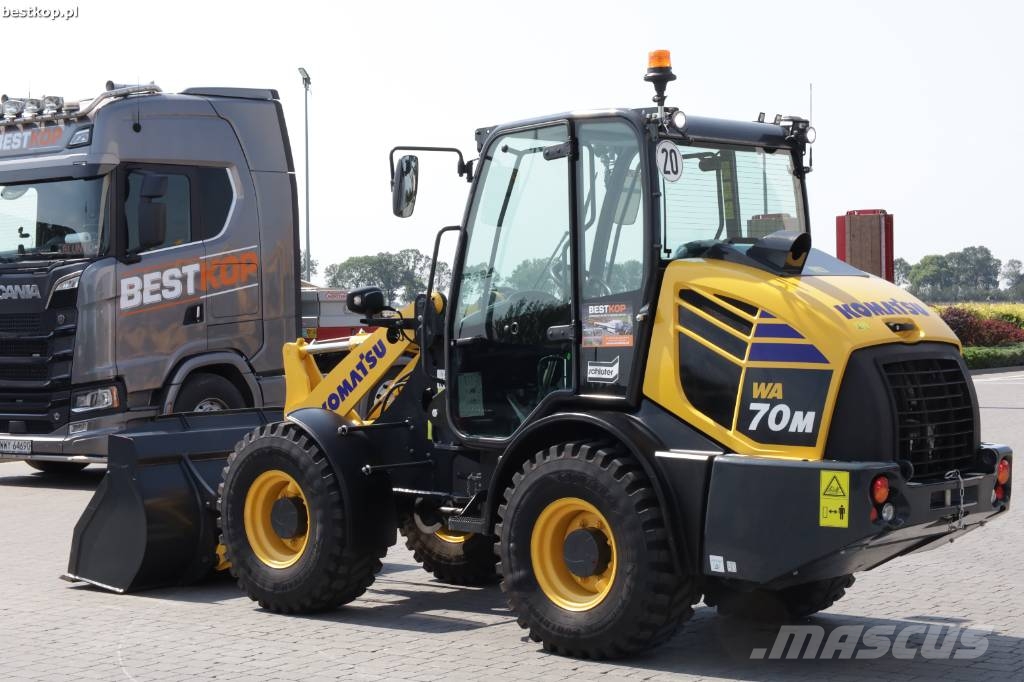 Komatsu WA 70 M-8 لوادر بعجل