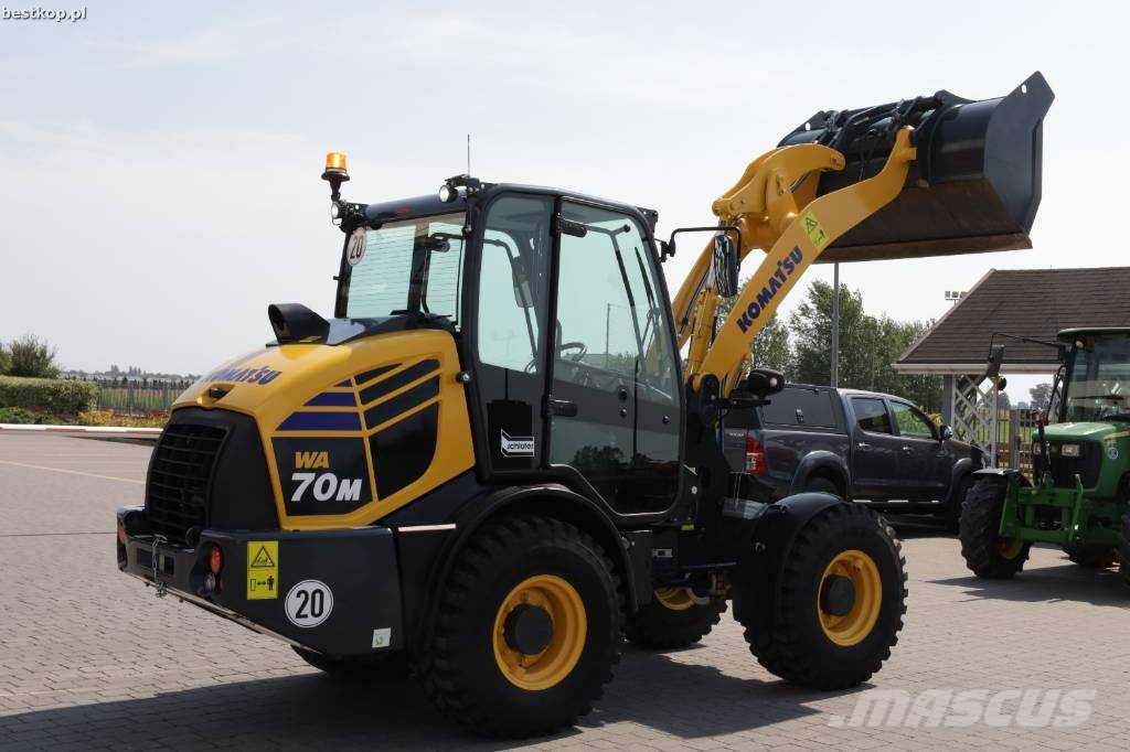 Komatsu WA 70 M-8 لوادر بعجل
