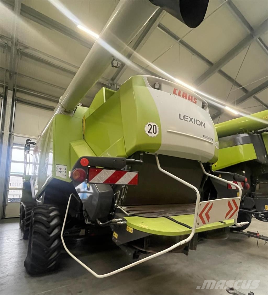 CLAAS Lexion 670 TT حصادات