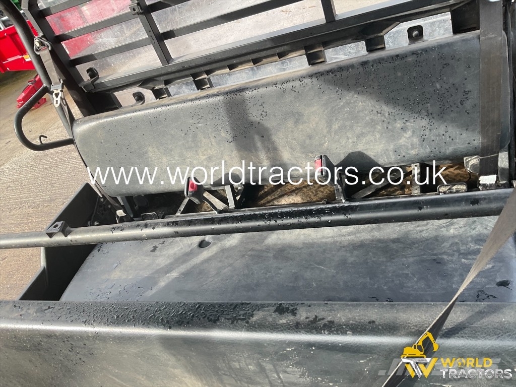 Kawasaki MULE PRO DXT 多功能車